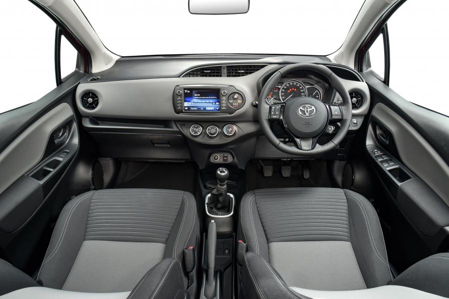 Торпедо Toyota Yaris Pulse 2017 года  (ZA) (фото 35 из 37)